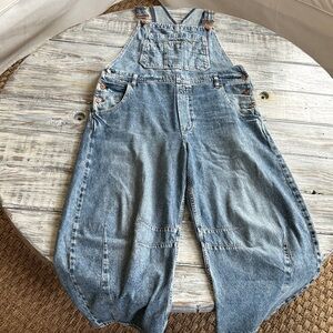 GAP Light Blue Denim Women’s Overalls